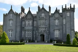 Kinnitty Castle